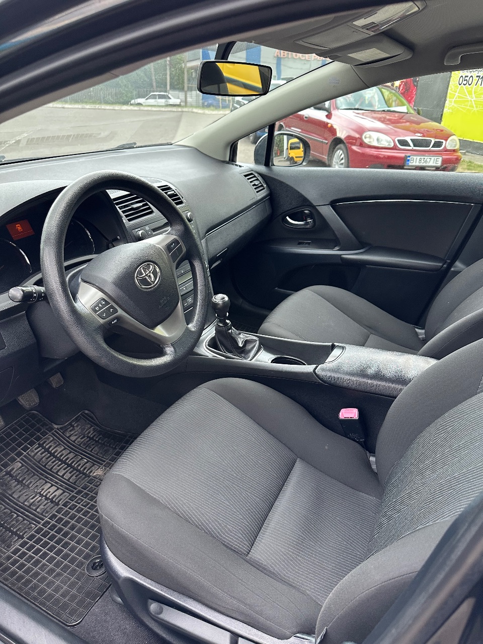 Toyota Avensis - фото 30