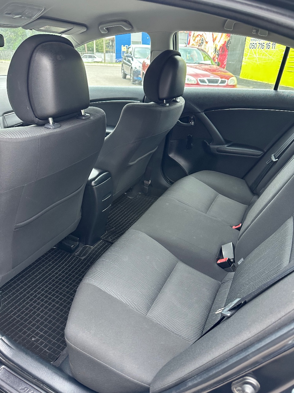 Toyota Avensis - фото 32