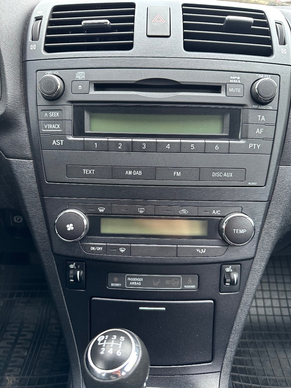 Toyota Avensis - фото 41