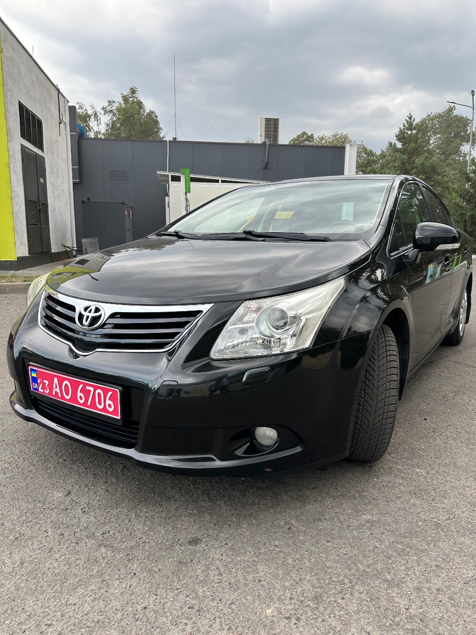 Toyota Avensis - фото 3