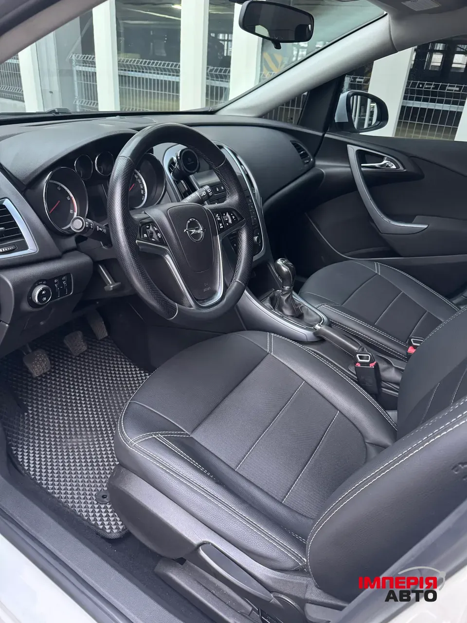 Opel Astra - фото 16