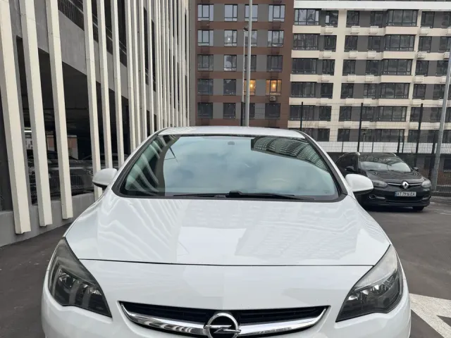 Opel Astra - фото 2