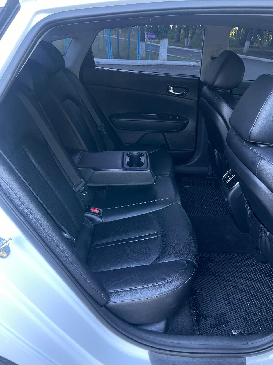 Kia Optima - фото 18