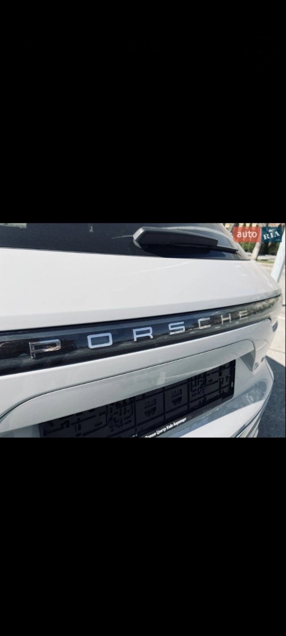 Porsche Cayenne - фото 12