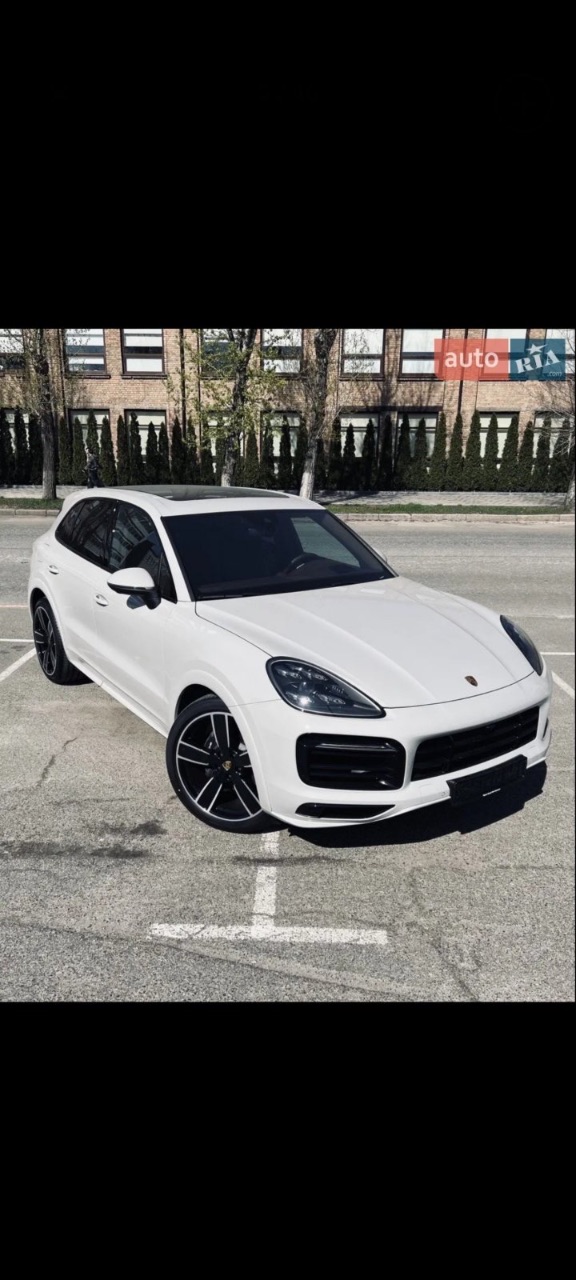 Porsche Cayenne - фото 3