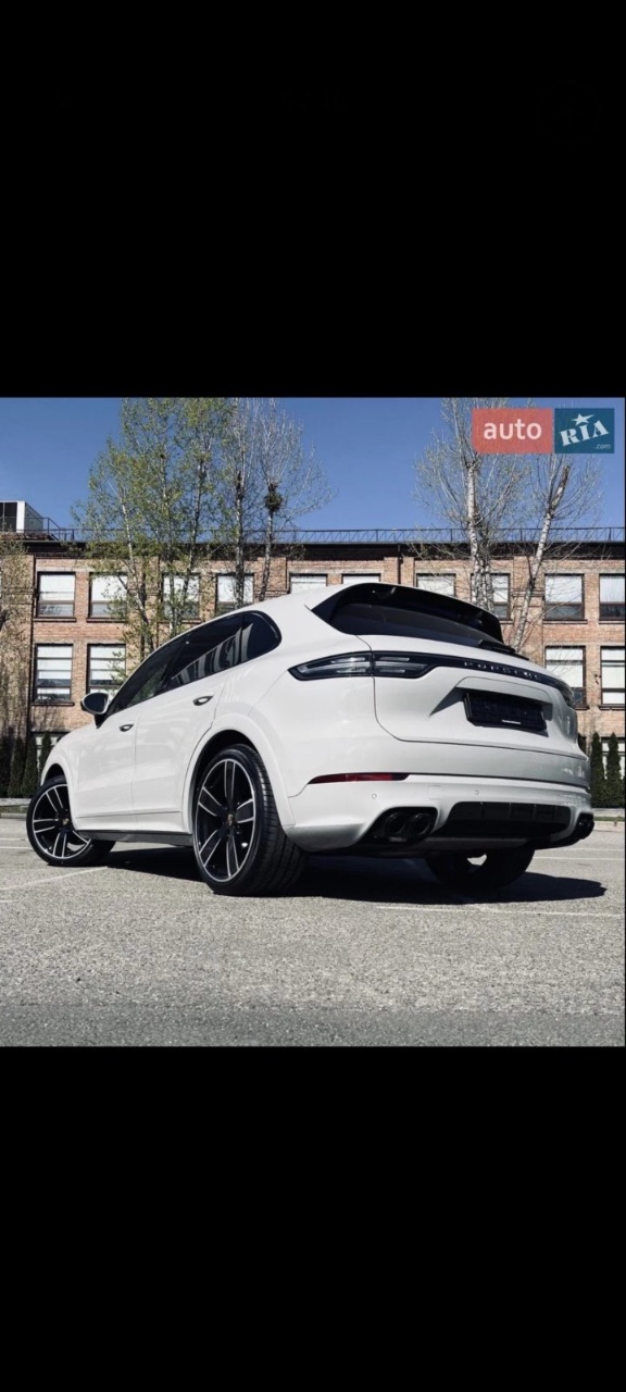 Porsche Cayenne - фото 10