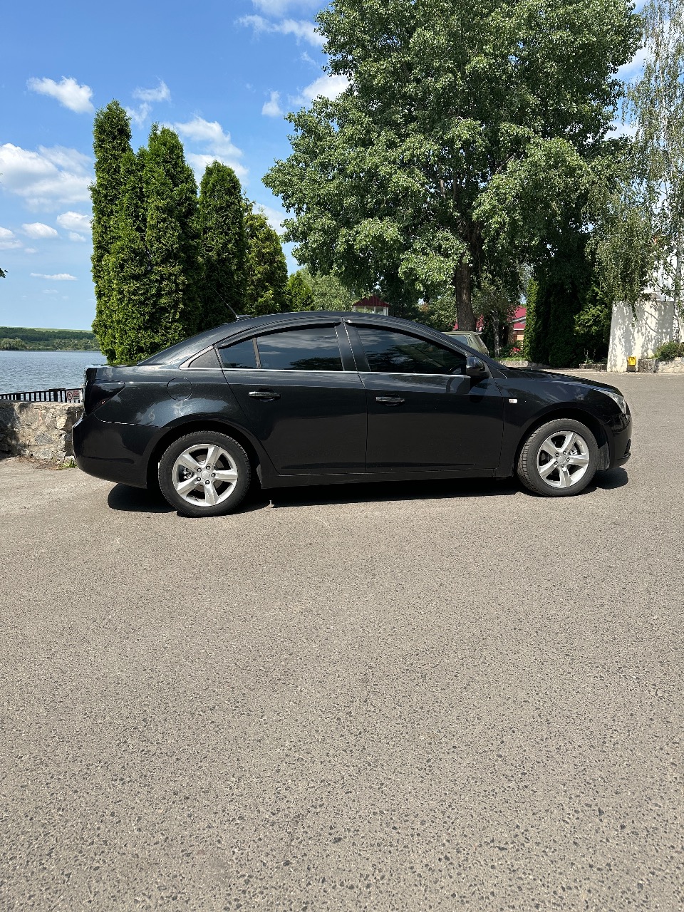 Chevrolet Cruze - фото 14
