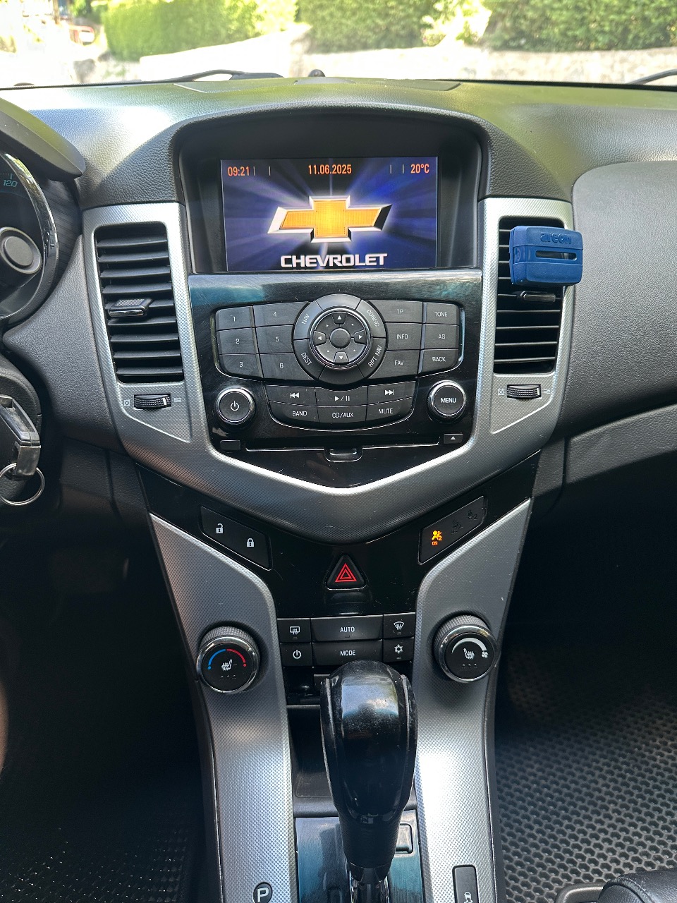 Chevrolet Cruze - фото 16