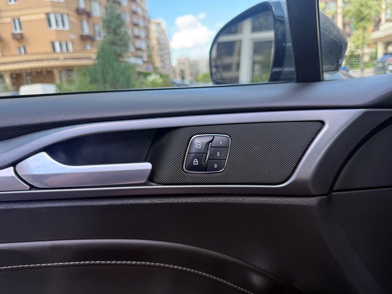 Ford Fusion (North America) - фото 12