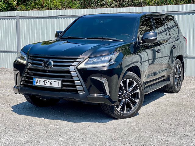 Lexus LX - фото 1