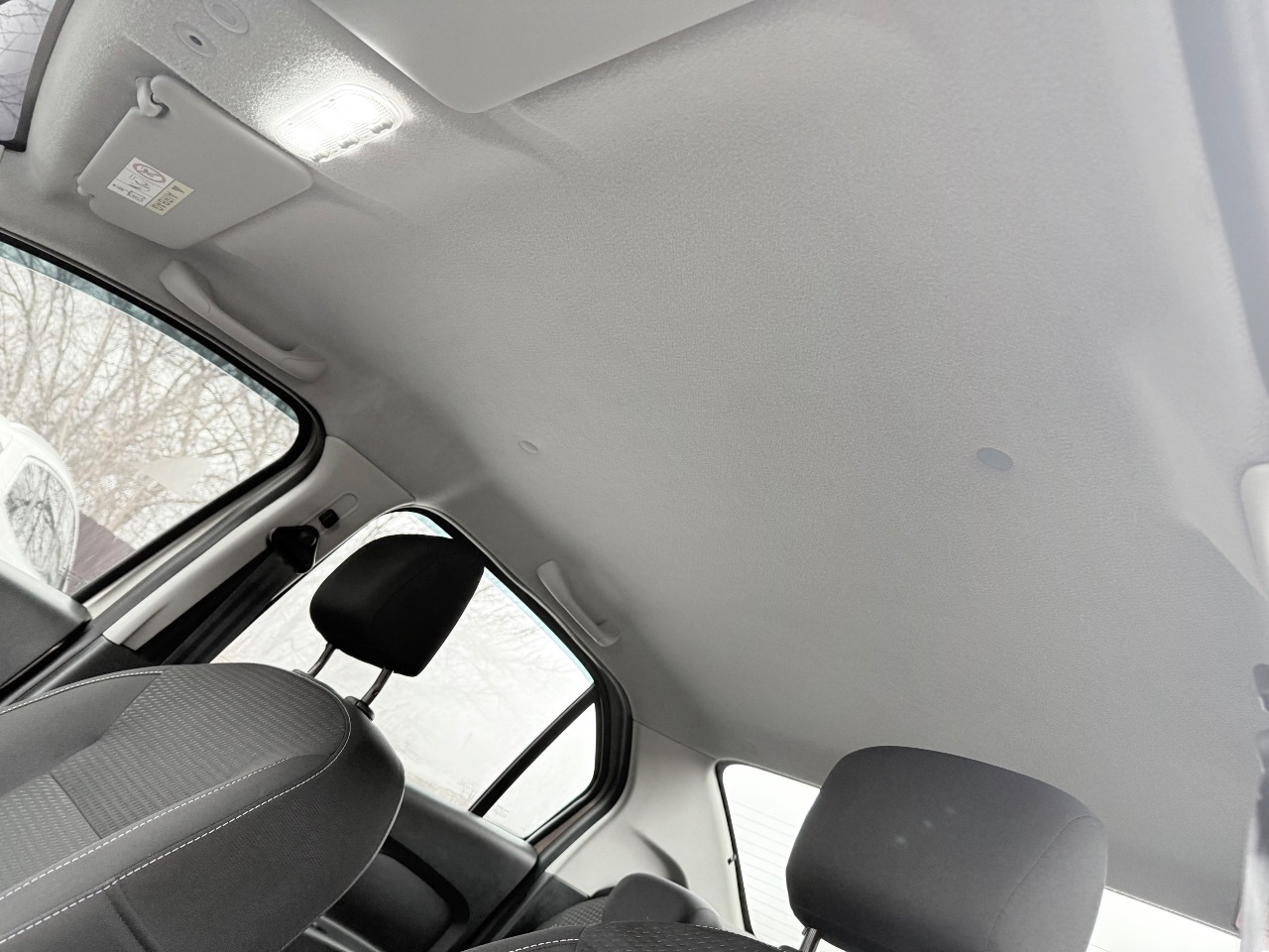 Renault Logan - фото 12