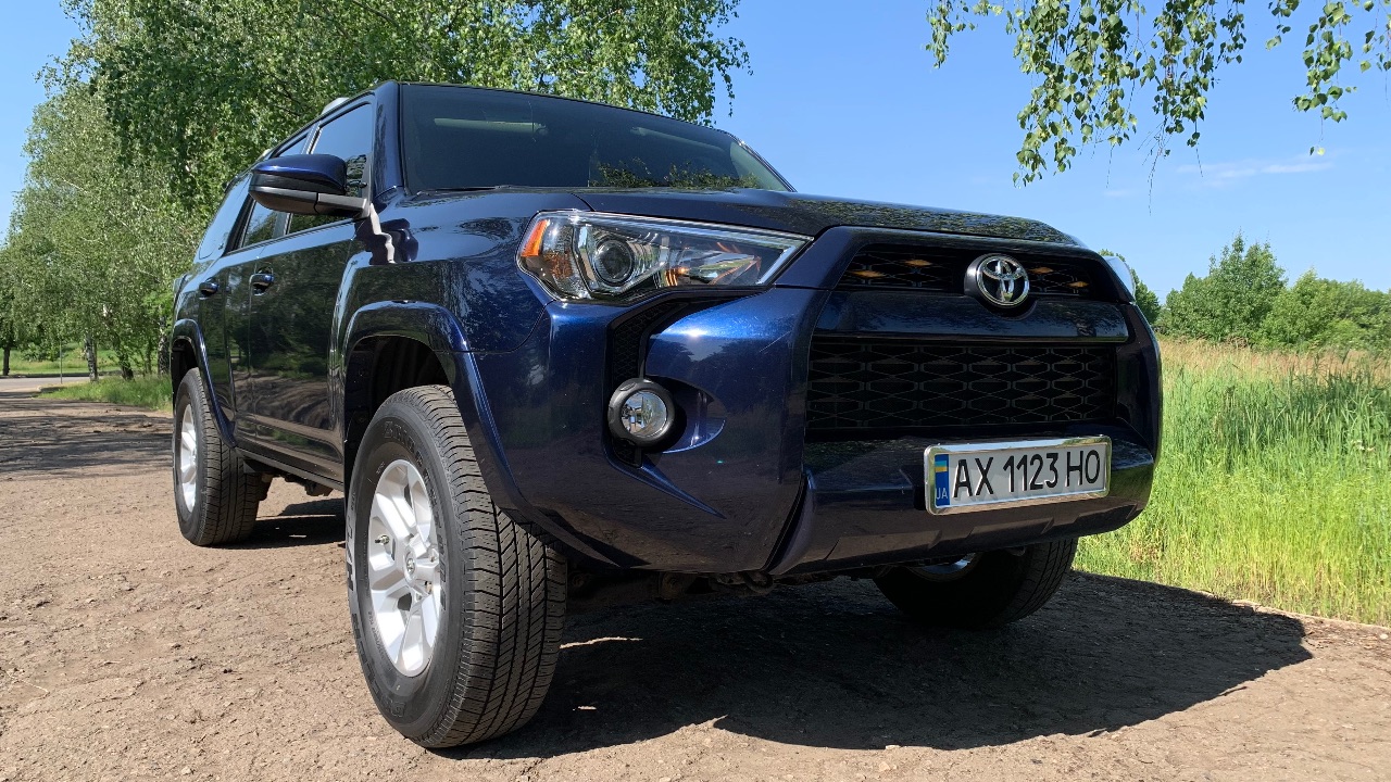 Toyota 4Runner - фото 1