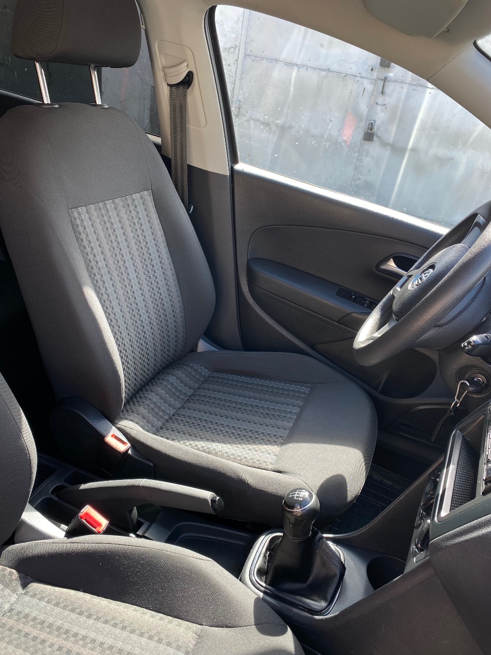 Volkswagen Polo - фото 18