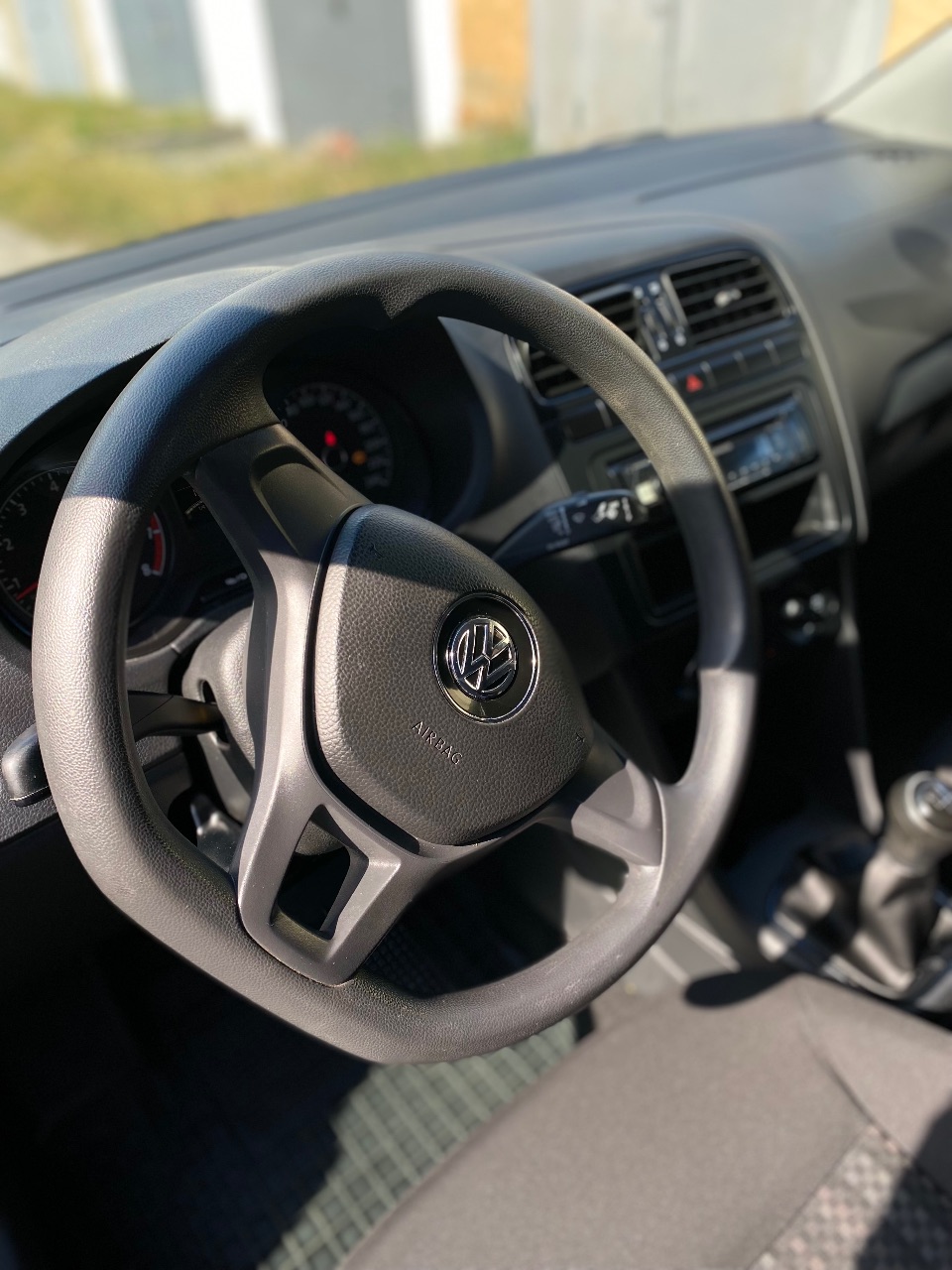 Volkswagen Polo - фото 3