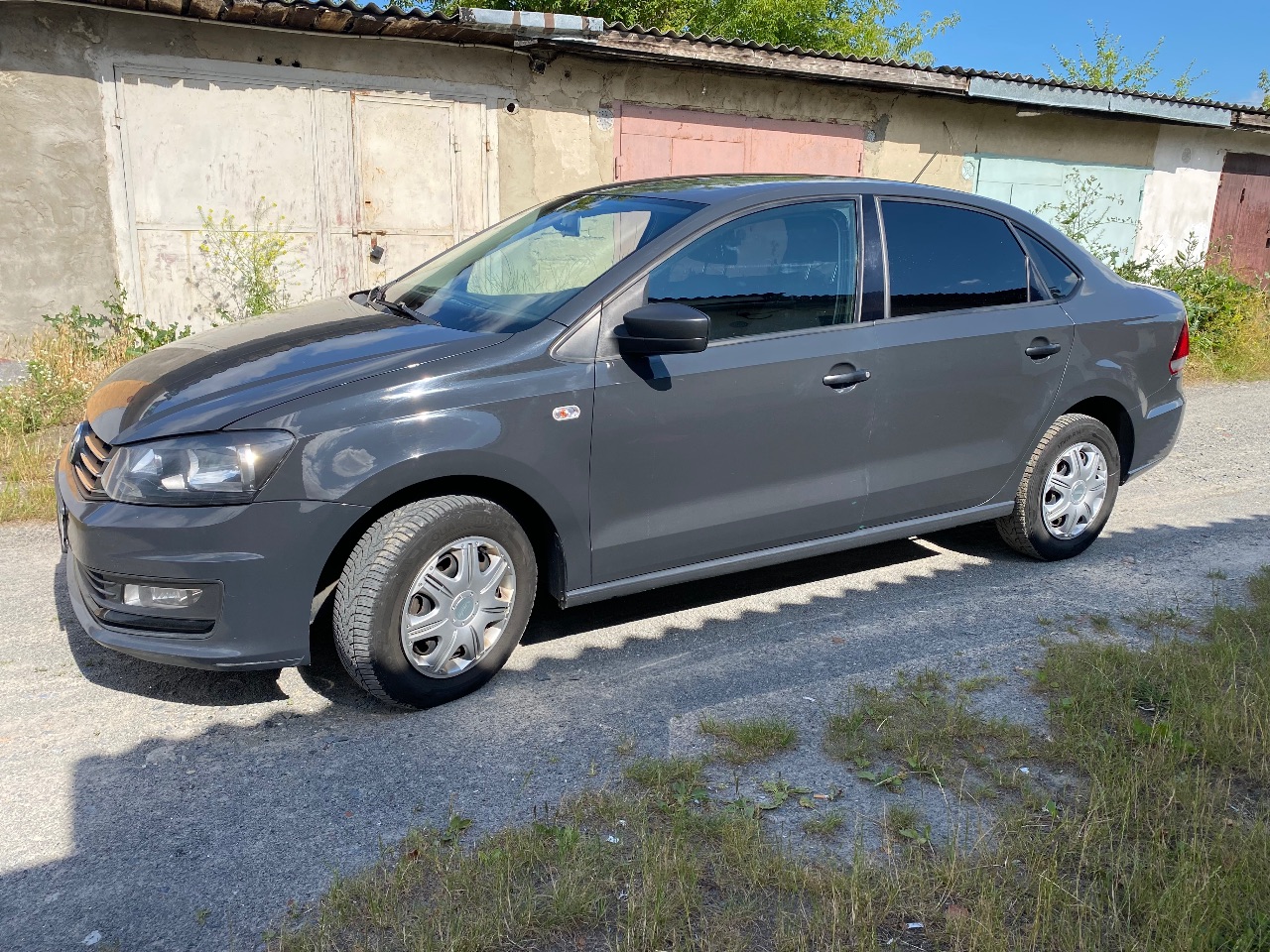 Volkswagen Polo - фото 12