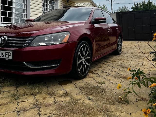 Volkswagen Passat (North America and China) 2014, Дніпро, $9 800 - зображення 4