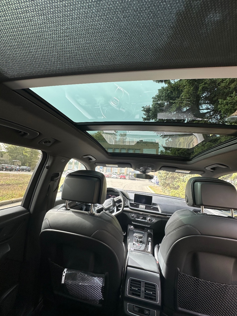 Audi SQ5 - фото 8