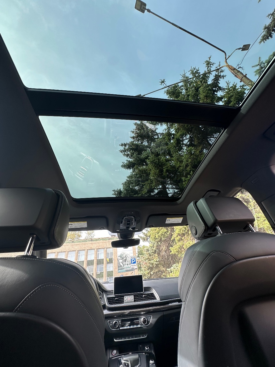 Audi SQ5 - фото 9