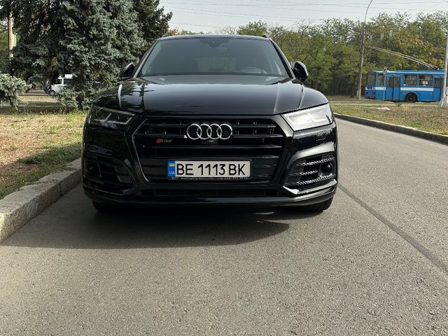 Audi SQ5 - фото 2