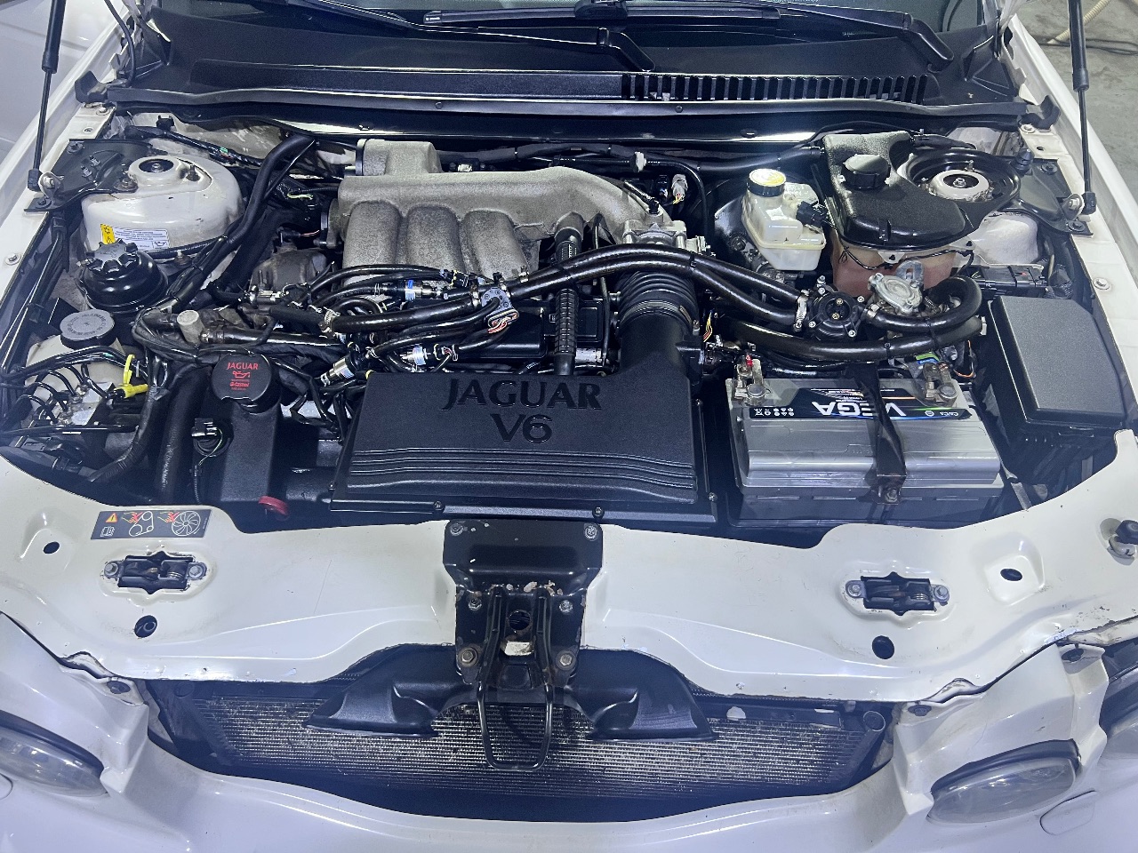 Jaguar X-Type - фото 11