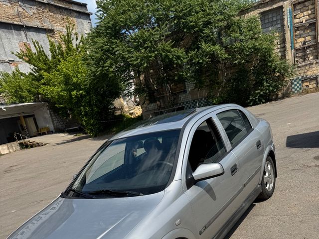 Opel Astra - зображення 1