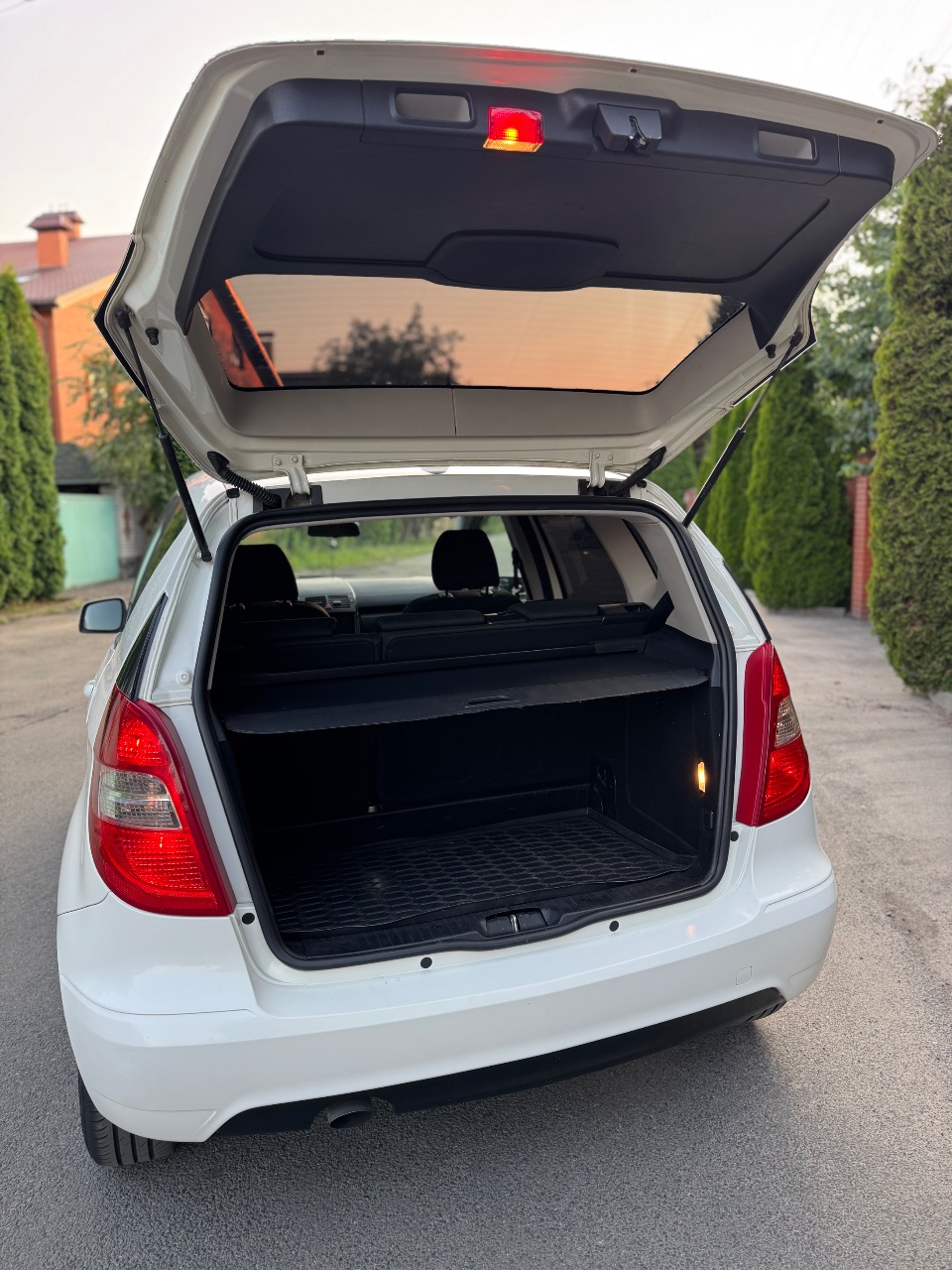 Mercedes-Benz A-Класс - фото 12