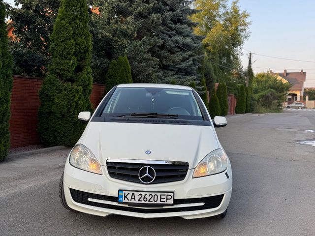 Mercedes-Benz A-Класс - зображення 3