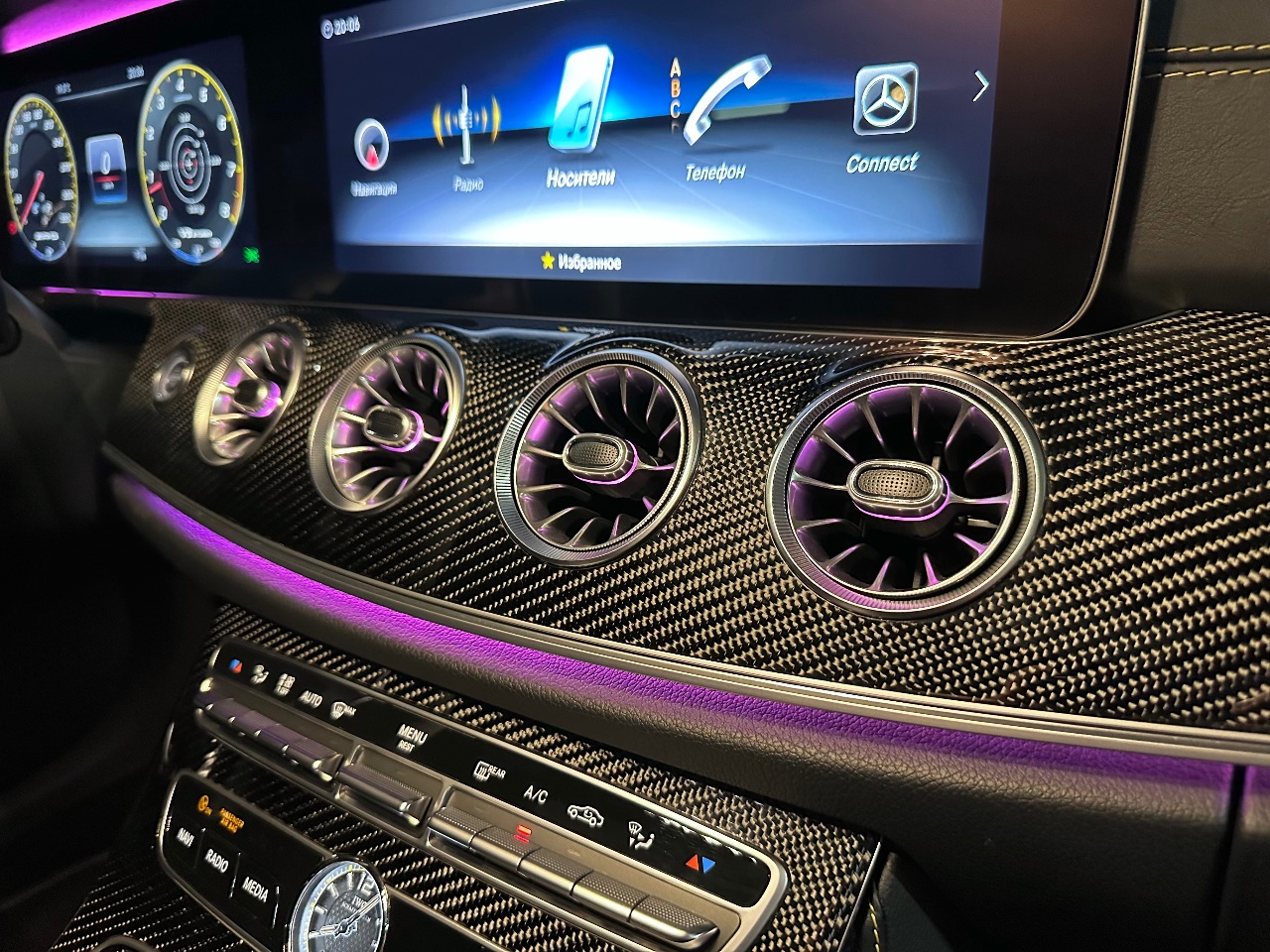 Mercedes-Benz E-Класс AMG - фото 55