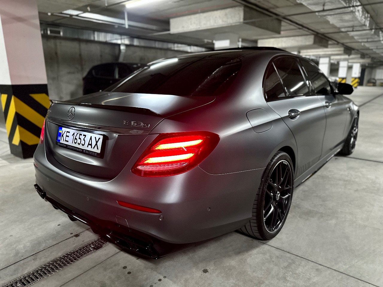 Mercedes-Benz E-Класс AMG - фото 22