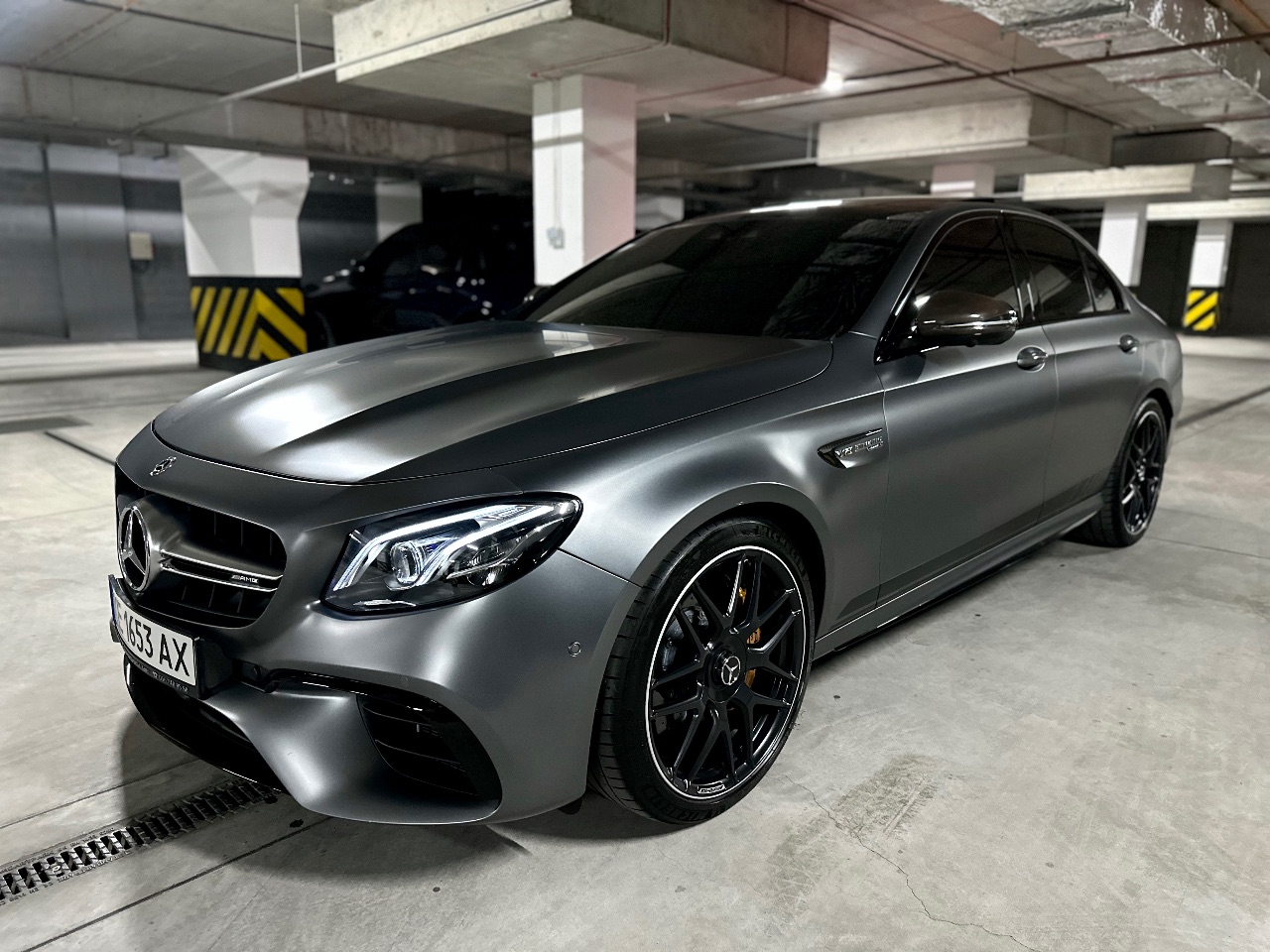 Mercedes-Benz E-Класс AMG - фото 4