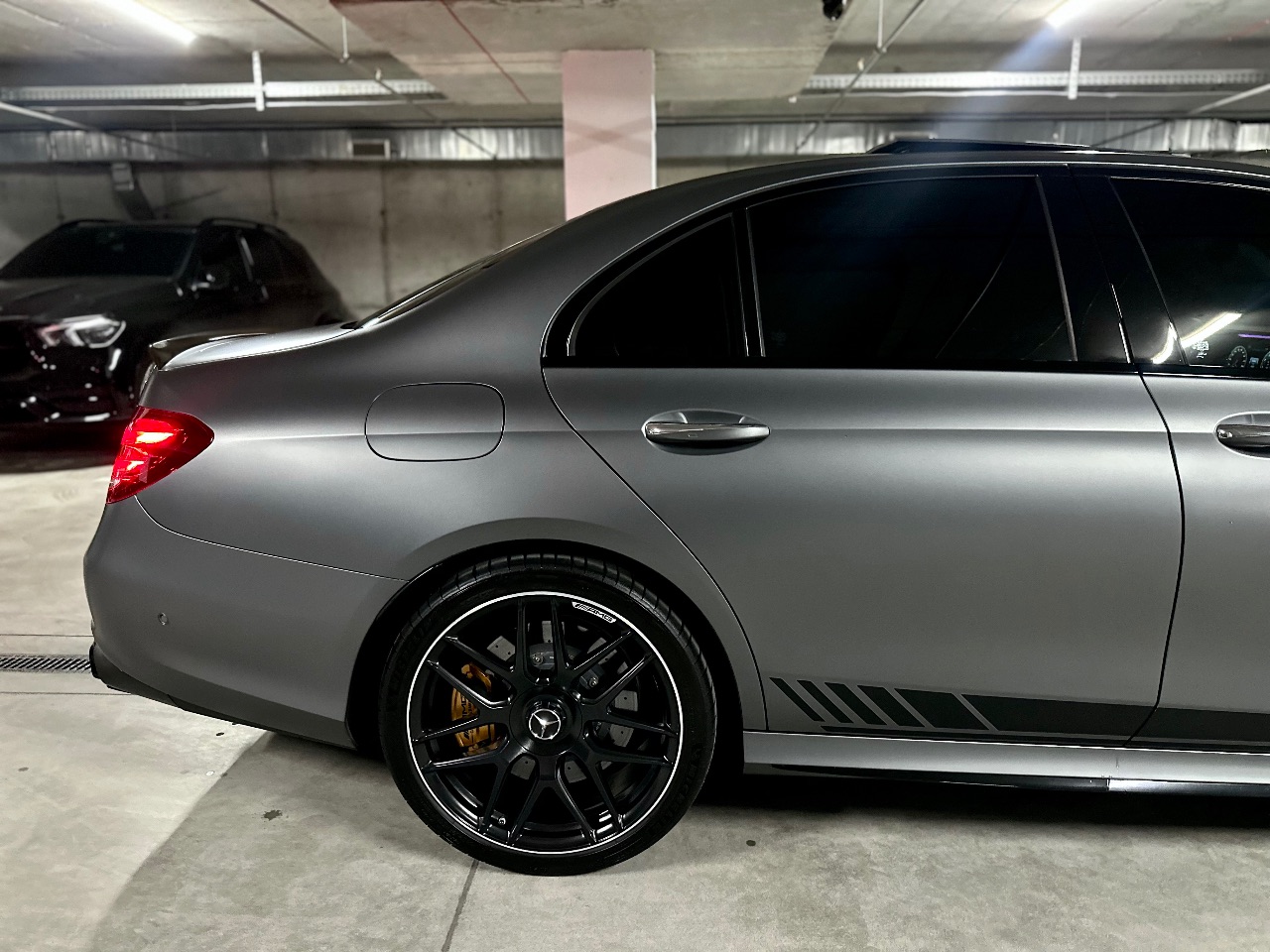 Mercedes-Benz E-Класс AMG - фото 27