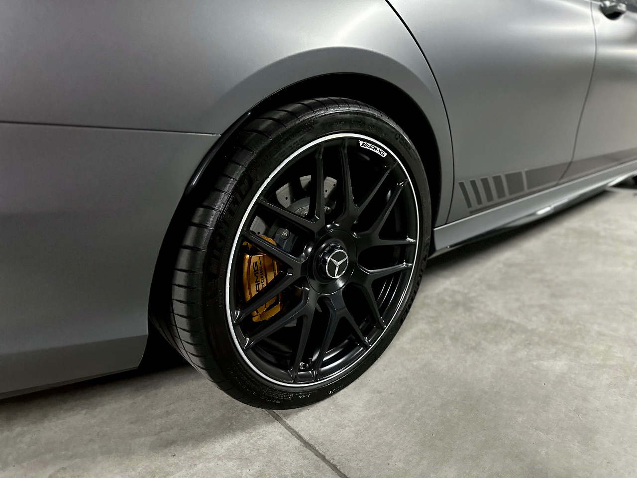 Mercedes-Benz E-Класс AMG - фото 26