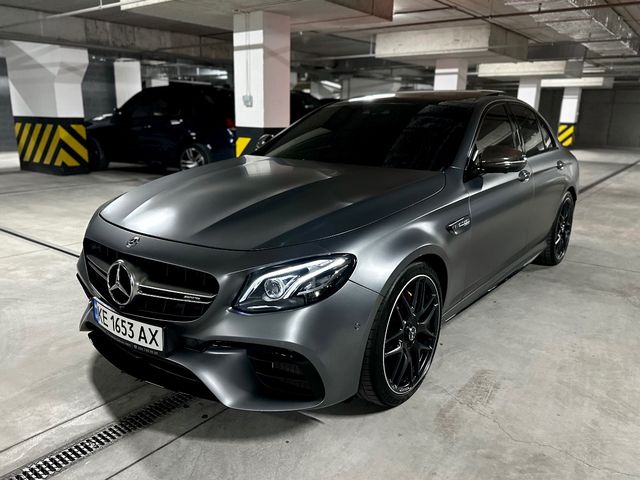 Mercedes-Benz E-Класс AMG - зображення 2