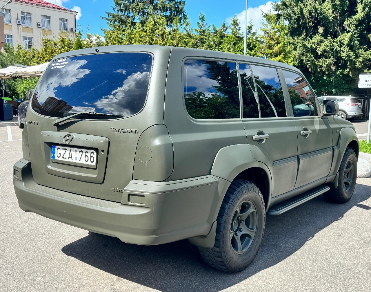 Hyundai Terracan - фото 4