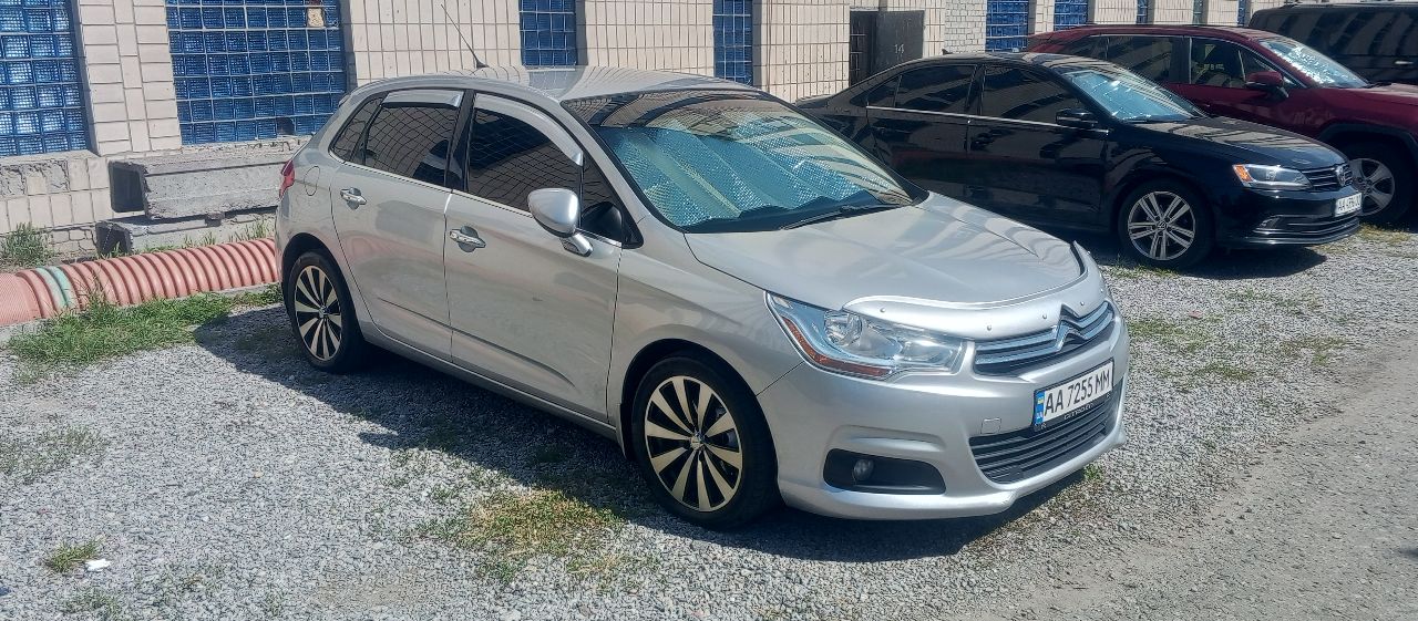 Citroen C4 - фото 17
