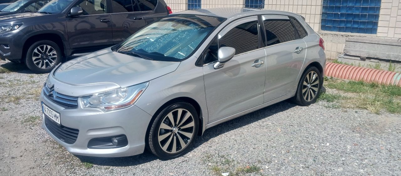Citroen C4 - фото 18