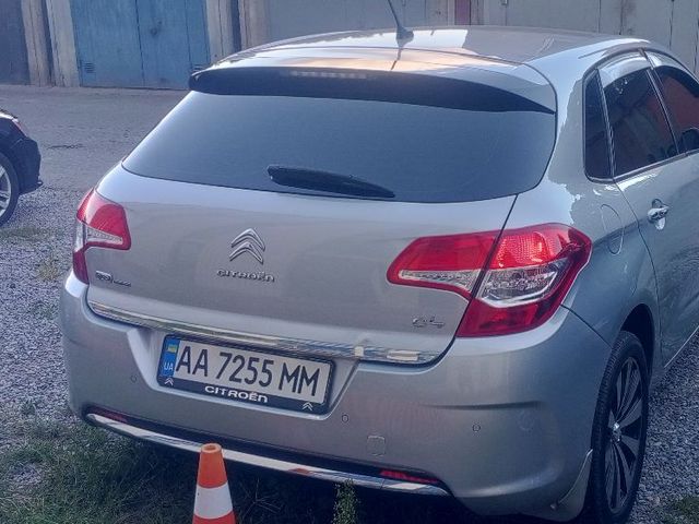Citroen C4 - фото 5