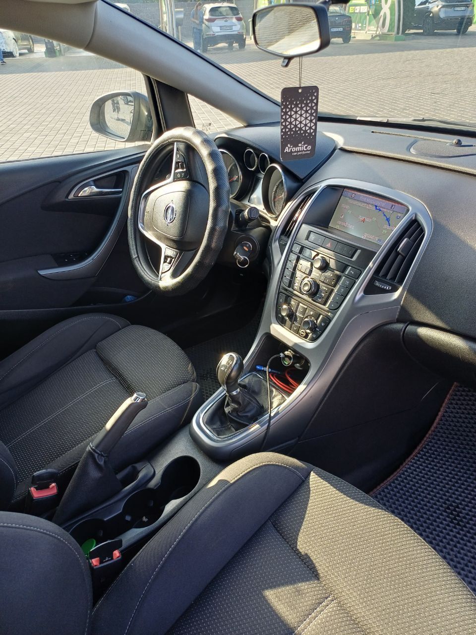 Opel Astra - фото 4