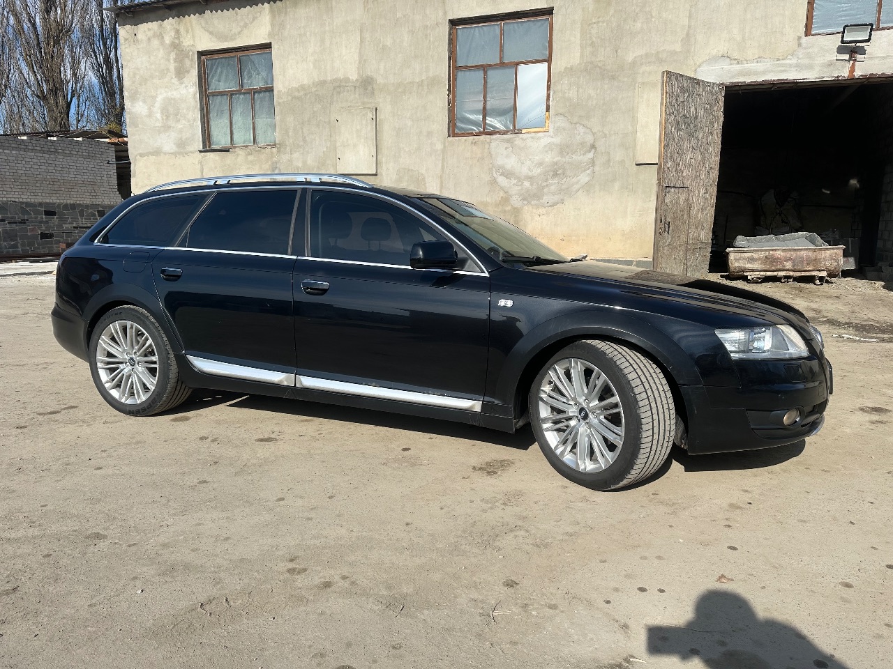 Audi A6 allroad - фото 4
