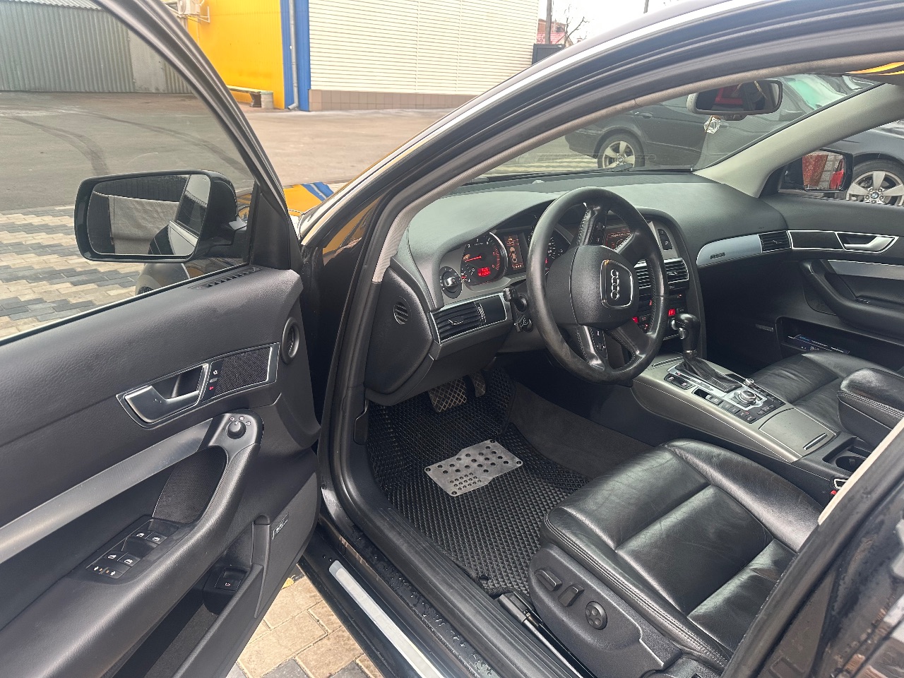 Audi A6 allroad - фото 14