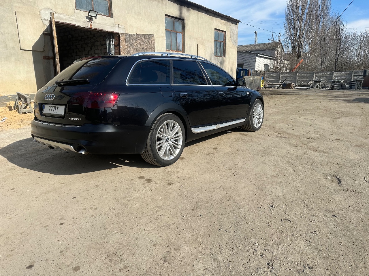Audi A6 allroad - фото 7