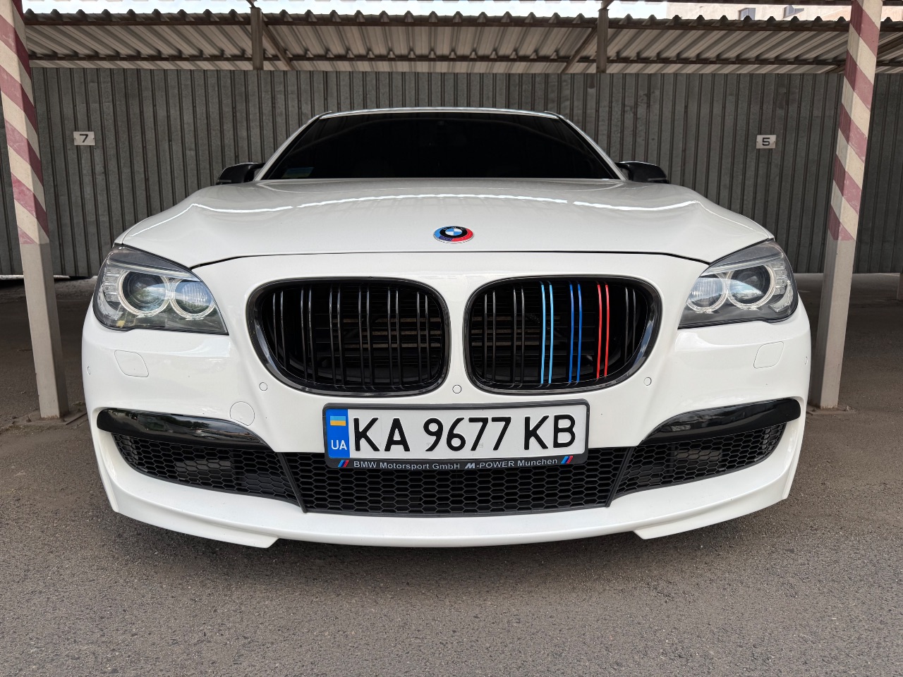 BMW 7 серії - фото 3