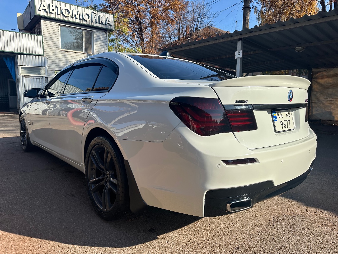 BMW 7 серії - фото 8