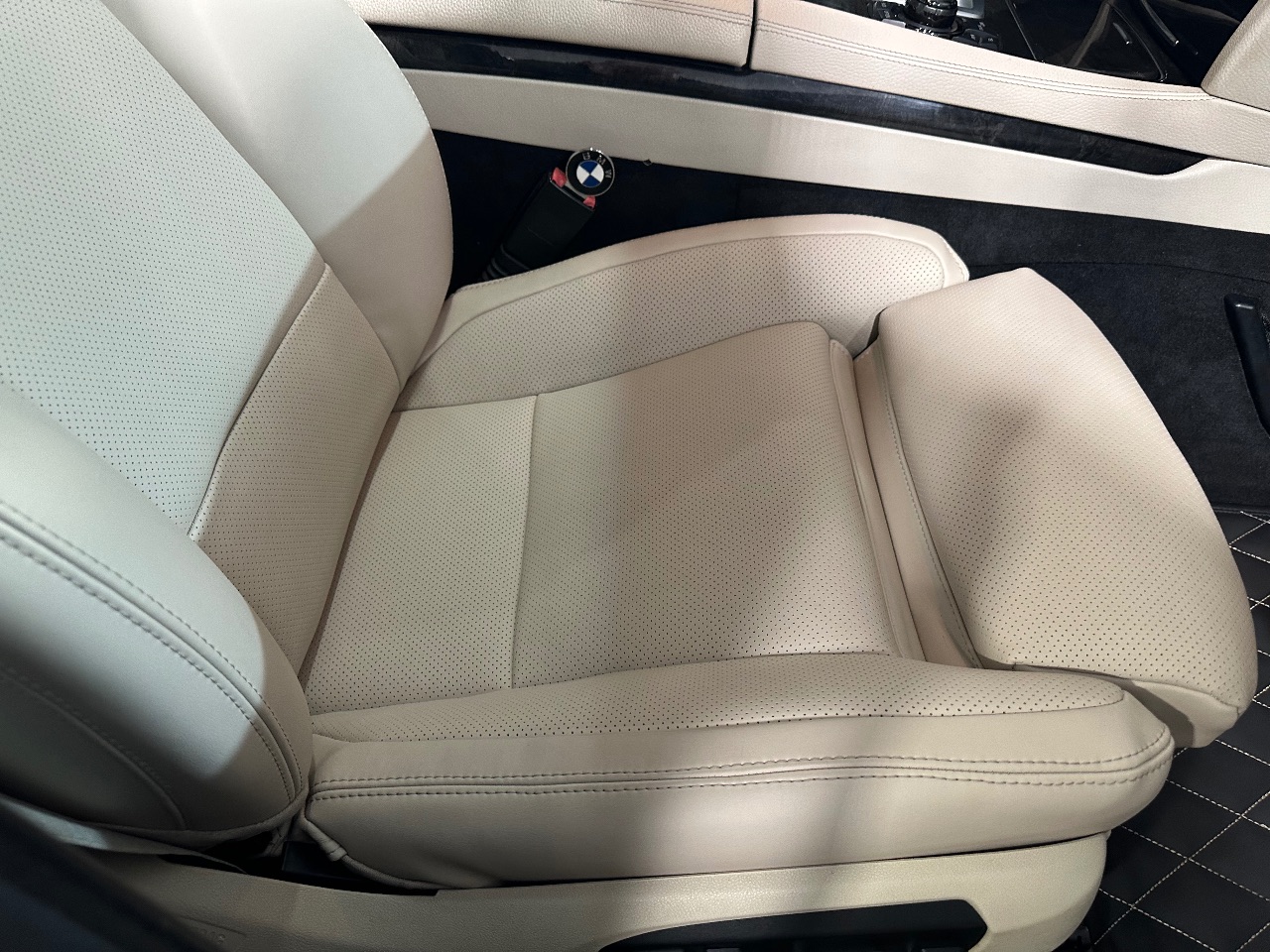 BMW 7 серії - фото 23