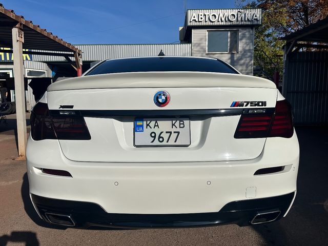 BMW 7 серії - фото 5