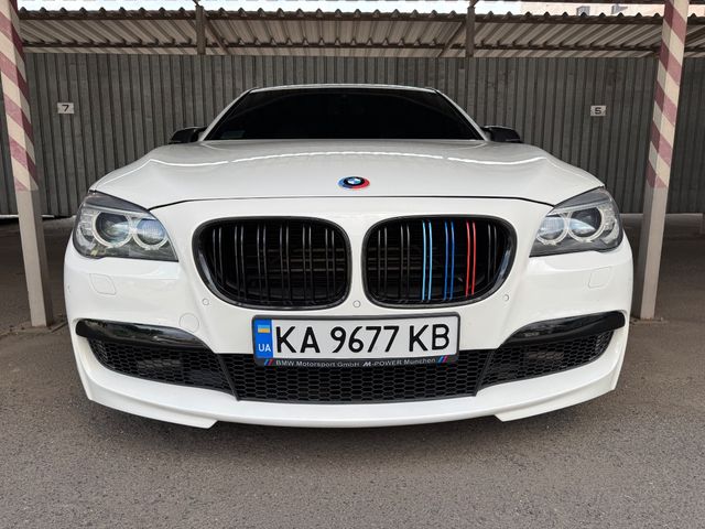 BMW 7 серії - фото 3