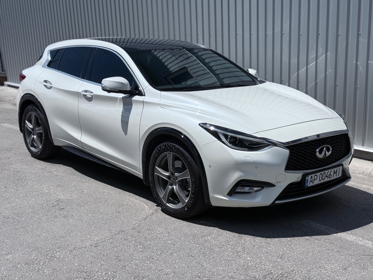Infiniti Q30 - фото 10