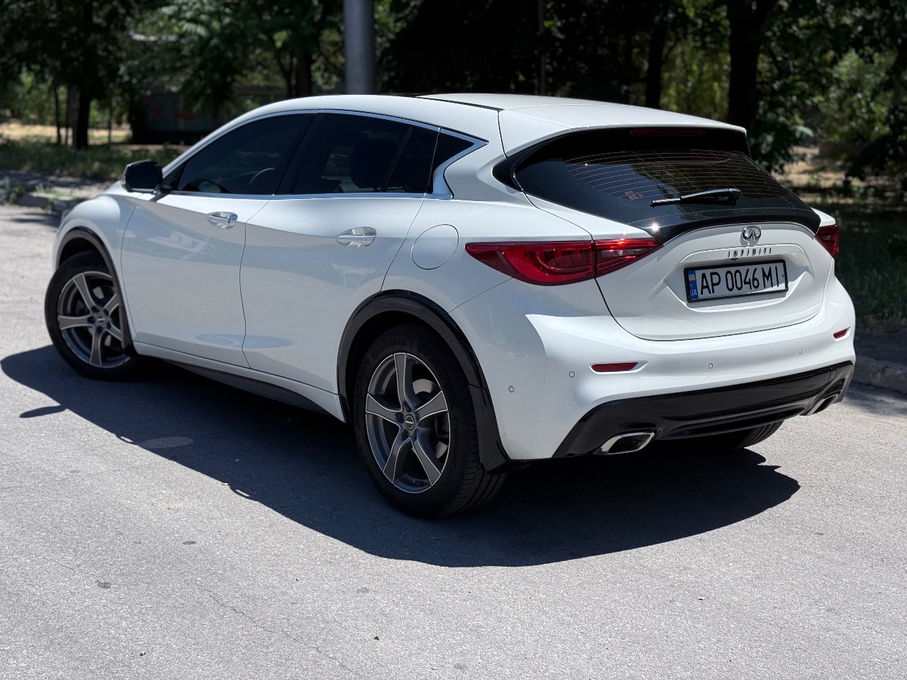 Infiniti Q30 - фото 5