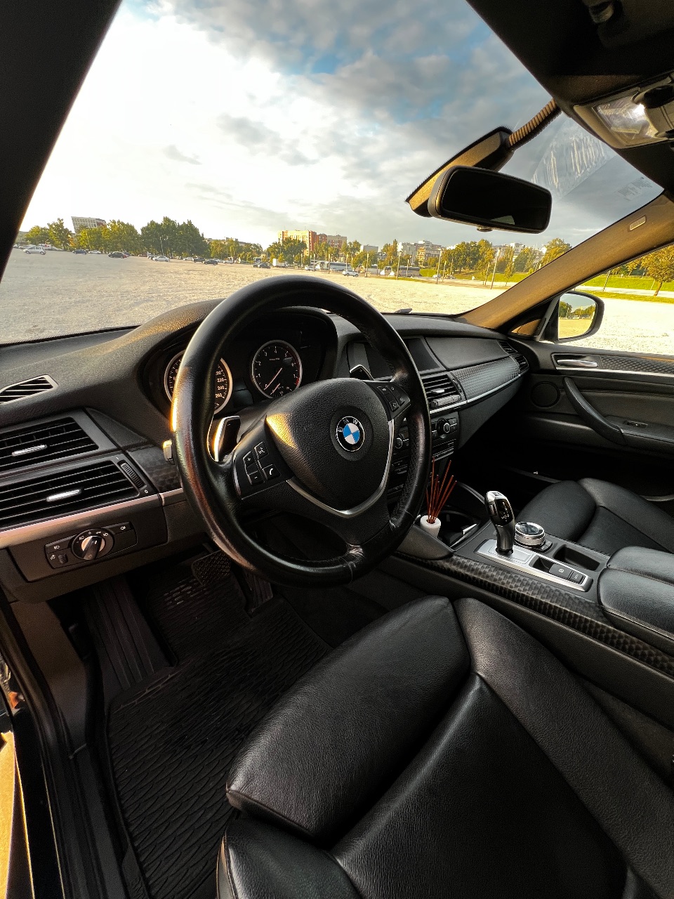 BMW X6 - фото 24