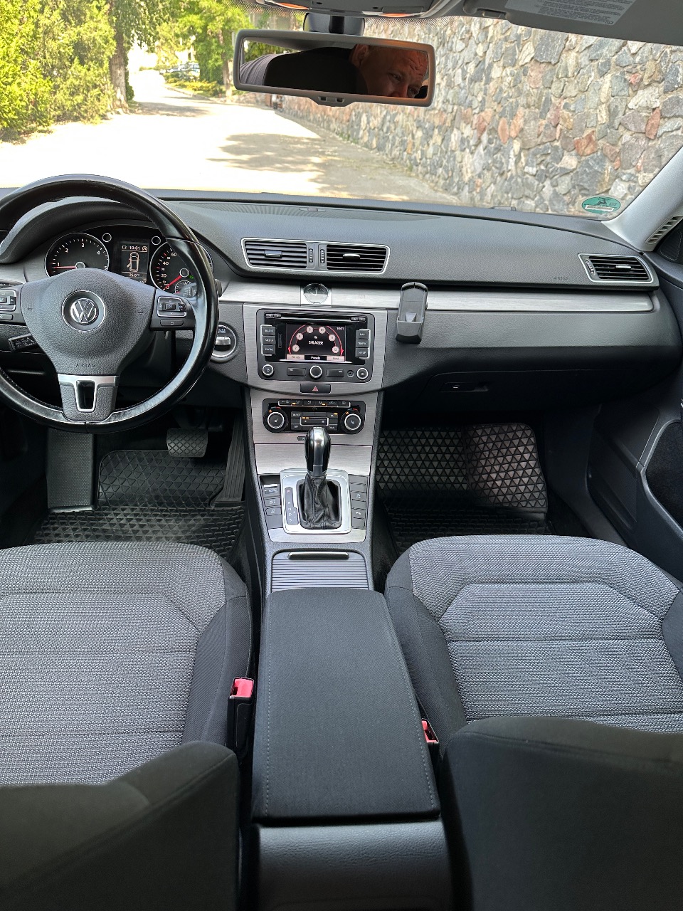 Volkswagen Passat - фото 16